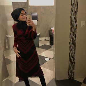Meet your Posher, Zeynep